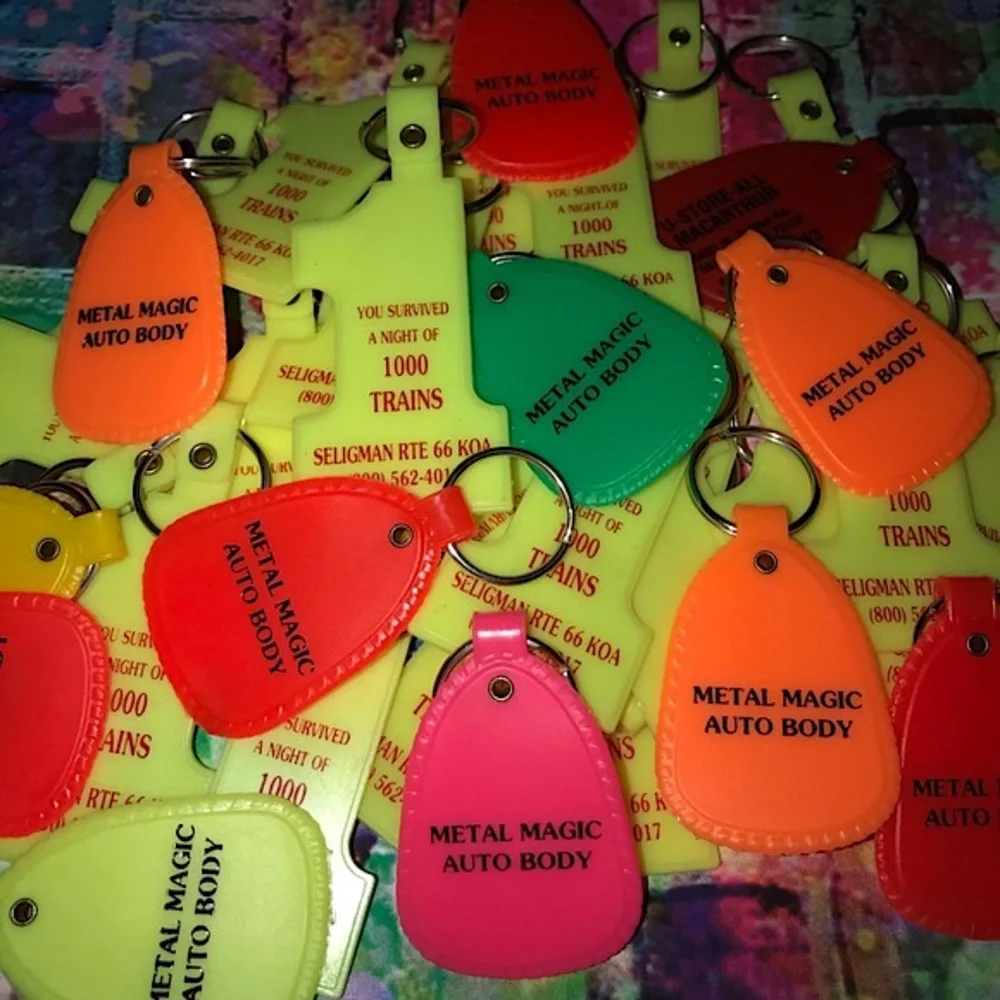 2 Vintage Retro Keychains Route 66 and more